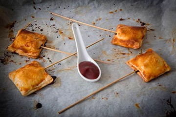 Receta de Piruletas de Queso Brie con Mermelada de Fresa Artesanal